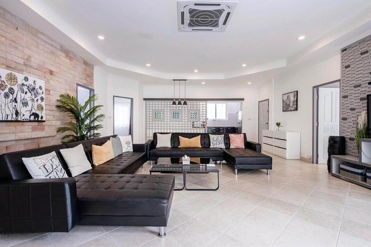 פאטאיה Majestic Residence Pool Villa 4 Bedrooms Private Beach מראה חיצוני תמונה