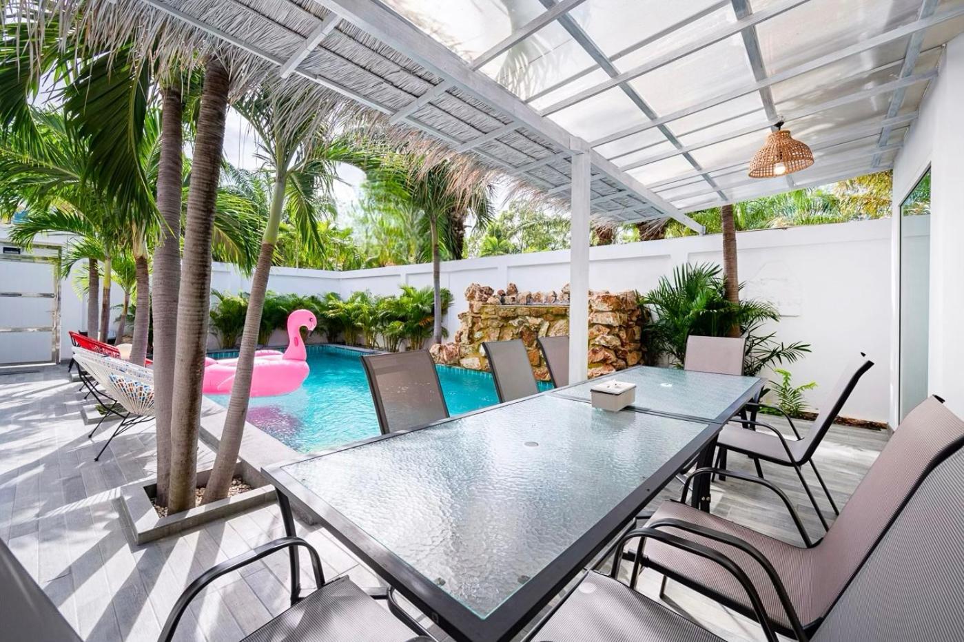 פאטאיה Majestic Residence Pool Villa 4 Bedrooms Private Beach מראה חיצוני תמונה